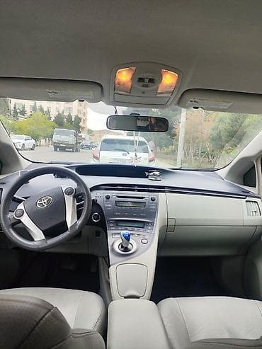 camry arxa stop: Toyota Prius: 1.8 l | 2010 il Hetçbek — 8