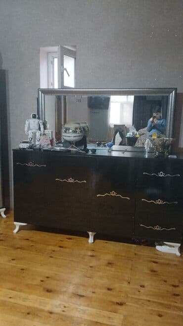 ikinci əl şifaner: İşlənmiş, Komod — 2