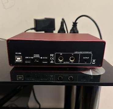 Səs kartları: USB Audio Interface – 2 giriş / 2 çıxış, qırmızı metal korpus — 3