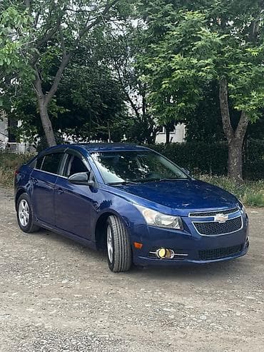 cruze 2012: Chevrolet Cruze: 1.4 l | 2012 il 300000 km Sedan — 2