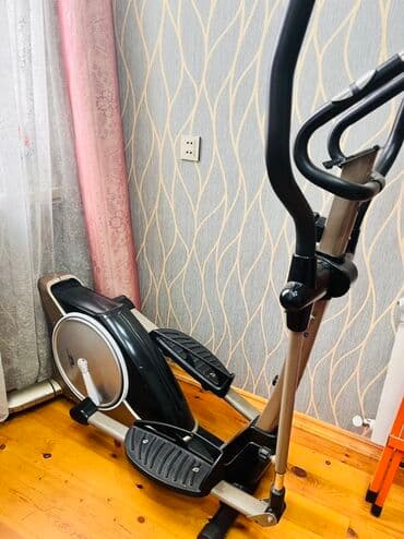 Elliptik trenajor – evdə kardio və tam bədən məşqi üçün