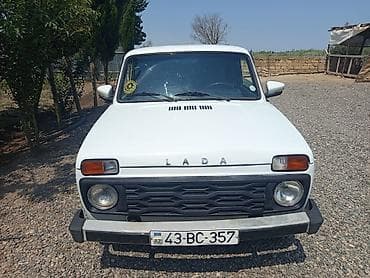 aqua fara: VAZ (LADA) 4x4 Niva: 1.7 l | 2002 il Ofrouder/SUV — 1