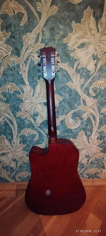 Klassik gitaralar: Akkustik gitara dəsti - Korpus: dreadnought kəsikli (cutaway) model – — 4