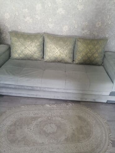 Rəflər: İşlənmiş, Divan, 2 kreslo, Bazasız, Açılmayan — 1