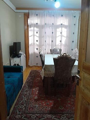 Ev yerlesir vayenni qaradok 777 herbi hissenin yani 2 otaqli 4cu