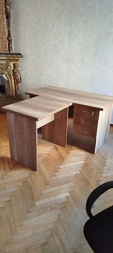 Офисные, игровые кресла: Hamisi bir yerde satilir. Tek satilmir — 2