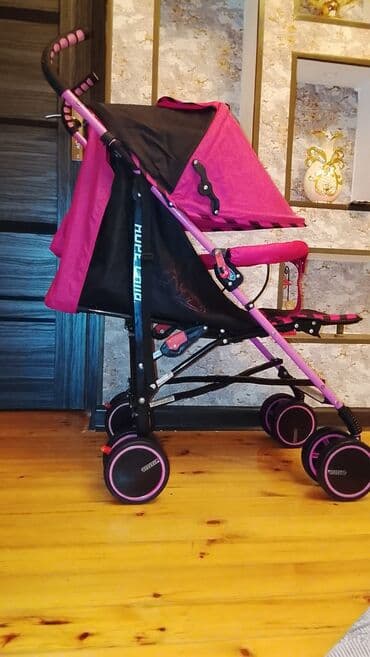 İki tutacaqlı araba, İşlənmiş, Yaş: 30 ay, Ünvandan götürmə, Ödənişli çatdırılma