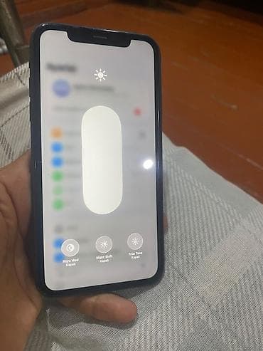 cekiliş iphone 11: IPhone 11, 128 GB, Qara, Simsiz şarj — 5