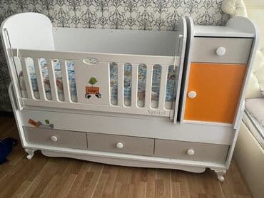 Oğlan və qız üçün, İşlənmiş, Dördbucaq, Beşik, Matras ilə, Yellənmə mexanizm ilə lalafo.az -da Oğlan və qız üçün, İşlənmiş, Dördbucaq, Beşik, Matras ilə, Yellənmə mexanizm ilə