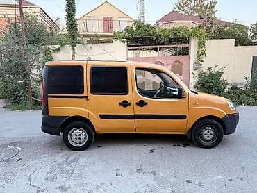 kiya maşını: Fiat Doblo: 1.3 l | 2009 il Van/Minivan — 4
