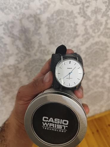Смарт браслеты: Новый, Наручные часы, Casio, цвет - Серебристый — 1