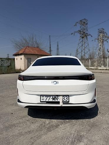 aftamabilər: Changan Qiyuan A05: 1.5 l | 2025 il 6000 km Sedan — 6