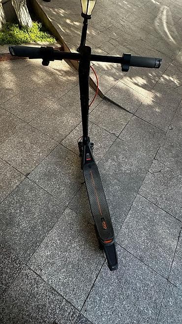 suru: Xiaomi 6 pro skuter modelidir -2 ay istifadə olunub -25 sürəti ilə — 5
