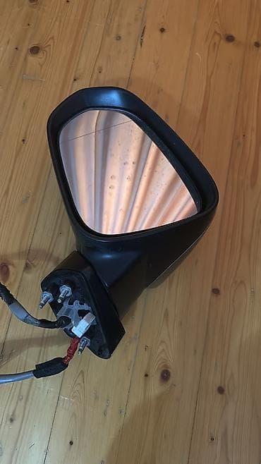 Lexus RX350 sag ve sol guzguler orjinal. Ideal vezyetdedir - lalafo.az -da Lexus RX350 sag ve sol guzguler orjinal. Ideal vezyetdedir -