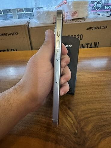 iphone 16 baki: IPhone 16 Pro Max, 256 GB, White Titanium — 4