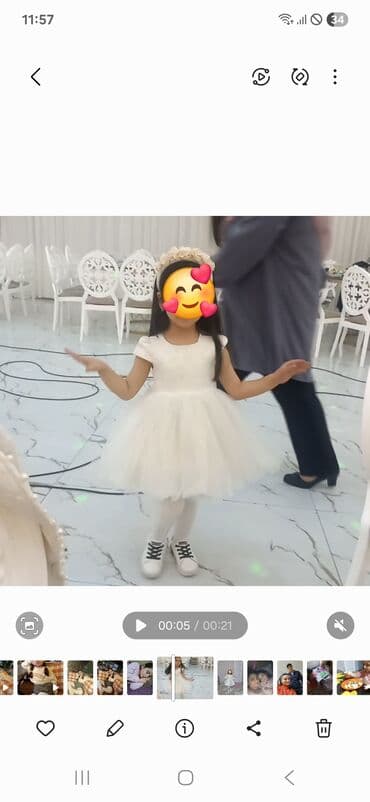 qizlar ucun donlar: Qız uşağı üçün bayramlıq dəst - Ağ rəngli, tüllü ətəkli zərif don — 1