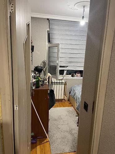 xankendi ev satilir: Bakı, Studiya, Köhnə tikili, m. Xalqlar Dostluğu, 42 kv. m — 6