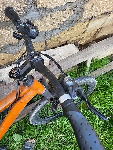 vesbetler: Salam hec bir problemi yoxdu daş kimidi qiymet 100 dü real alıcıya 85 — 4