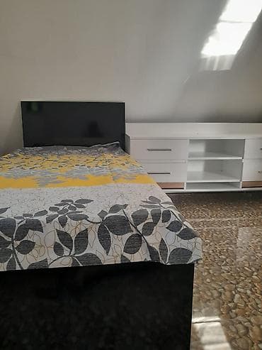 salyanda satilan evler: Dağ mənzərəli müasir A‑frame tipli isti hovuzlu ev (kirayə/istirahət — 8