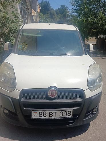 Fiat Doblo: 1.3 l | 2015 il 156000 km Universal