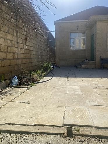 qaxda satilan evler: Binəqədi qəs. 3 otaqlı, 100 kv. m, Orta təmir — 2