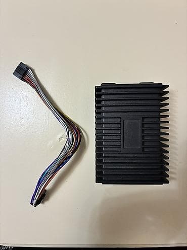 ses güçlendirici: Android monitor üçün Uslitel Xüsusiyyətlər: - Girişlər: Sol və Sağ RCA — 1