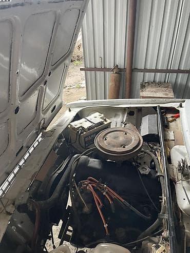 volkswagen tiguan 1: VAZ 2107, ağ rəng, sedan kuzov. - Ban növü: 4 qapılı sedan - Rəng: Ağ — 9