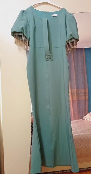 Zərif ziyafət geyimləri dəsti 1) Yaşıl maxi don - Zərif, düz kəsim at lalafo.az Zərif ziyafət geyimləri dəsti 1) Yaşıl maxi don - Zərif, düz kəsim