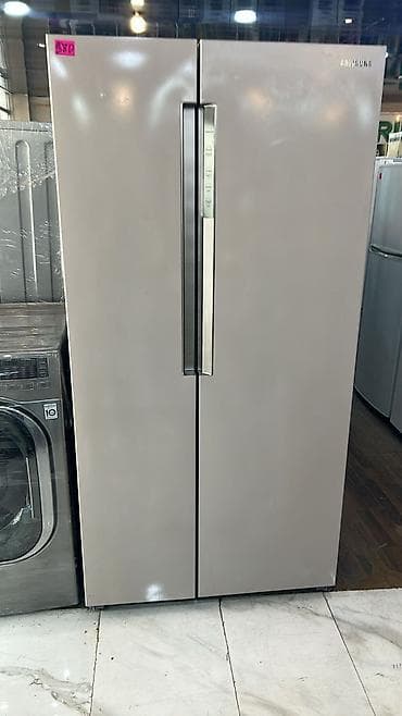 2 qapılı Samsung Soyuducu Satılır, rəng - Gümüşü