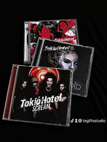 Tokio Hotel orijinal CD albomları – 3 disklik set Tərkib: - Tokio — 1
