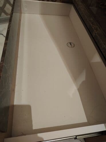 Rəf vitrinləri: Şüşəli dolab vitrini, Yeni, Ünvandan götürmə — 7