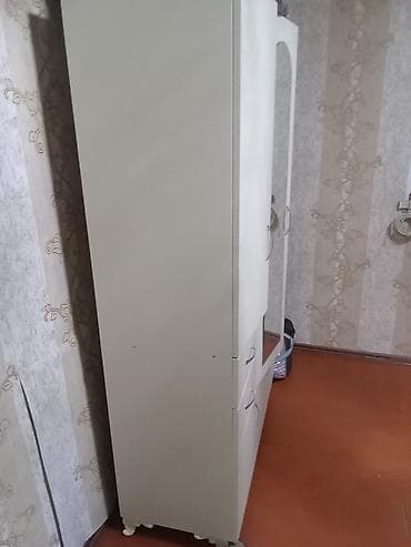 paltar skaf: 3 qapılı, Siyirməli, Ağ, Açılan, Düz dolab — 2