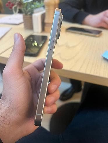 15 pro max 2 ci el: IPhone 15 Pro Max, 256 GB, Space Gray — 3