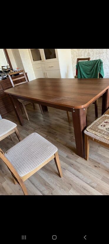 Masalar: Qonaq masası, Açılmayan, Taxta, Dördbucaq masa — 1