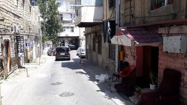 novxani restoranlar: Yasamal rayonu,Daxili işlər Nazirliyin yaxınlığında, 90 kv.m sahəsi — 13