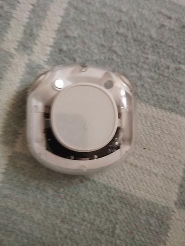 gizli qulaqlıq: İşlənmiş Simsiz (Bluetooth) Qulaqcıqlar, rəng - Ağ — 1