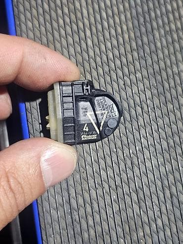 Hyundai Kia teker datçikleri 4 eded.TPMS sensor modulu – Schrader lalafo.az -da Hyundai Kia teker datçikleri 4 eded.TPMS sensor modulu – Schrader