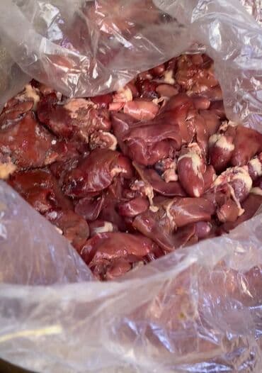 Quş: Mehsul temizlenmis toyuq ciyeri ve petenesi qarisigdi kohne mal deyil — 1