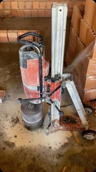 seyf qapi: #Betonkesme #betondeşmə Beton kubik kərpic - dən kəsim deşim — 23