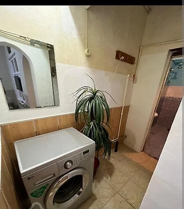 Kirayə mənzillər: Bilecerise plosada yaxin 2/1 de 2 otaq 58 kv menzil kiraye verilir — 1