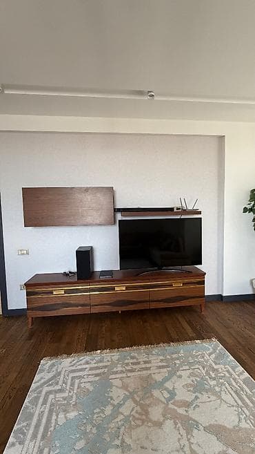 İşlənmiş, Düz TV altlığı, Polkalı — 1