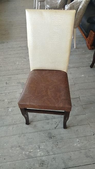 stol stullar: Stul 100 eded yaxsi veziyyetde.hisse hissede satilir.1 ededi 22 azn — 2