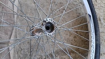 larzon disk: Salamlar olsun. Bu 24 lük velosipet təkərləridir ön və arxa təkərdir — 3