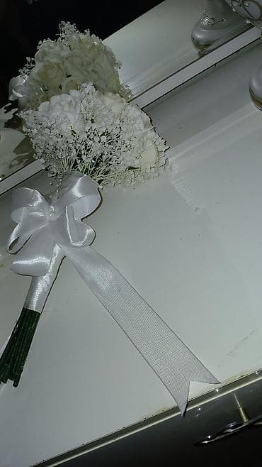 Məhsul: Gül buketləri və dekorativ hədiyyələr - Zərif gəlin buketi