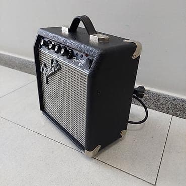 klas 6: Fender Frontman 10G gitar gücləndiricisi - Güc: 10W - Dinamik: 6" — 3