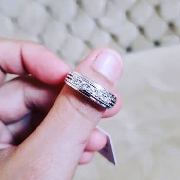 qızıl üzüklər qiymətləri 2022: Nişan, Üzük, Ağ qızıl, 750 Əyar, Brilyant, 0.26-0.50 Karat — 2