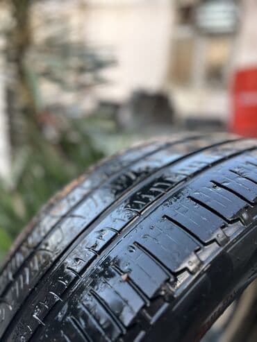 teker vaz: Şin Pirelli 275 / 40 / R 20 — 3
