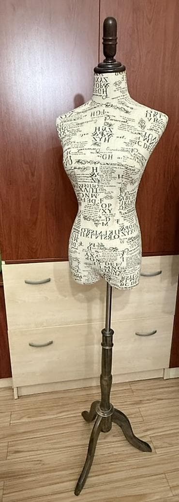 Manekenlər: Qadın, Krem, Çin — 1