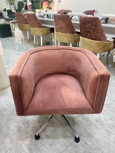 куда продать старую мебель: Б/у, Кресло для стрижки — 1