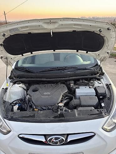 mersedes satilir: Hyundai Accent: 1.6 l | 2015 il Sedan — 5